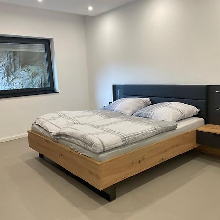 Ferienwohnung Am Kreuzberg Schleiden Bagian luar foto